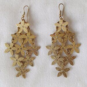 Earrings Beautiful Shiny Glittery Gold-Tone Floral Drop Dangling Pre-Owned Nice